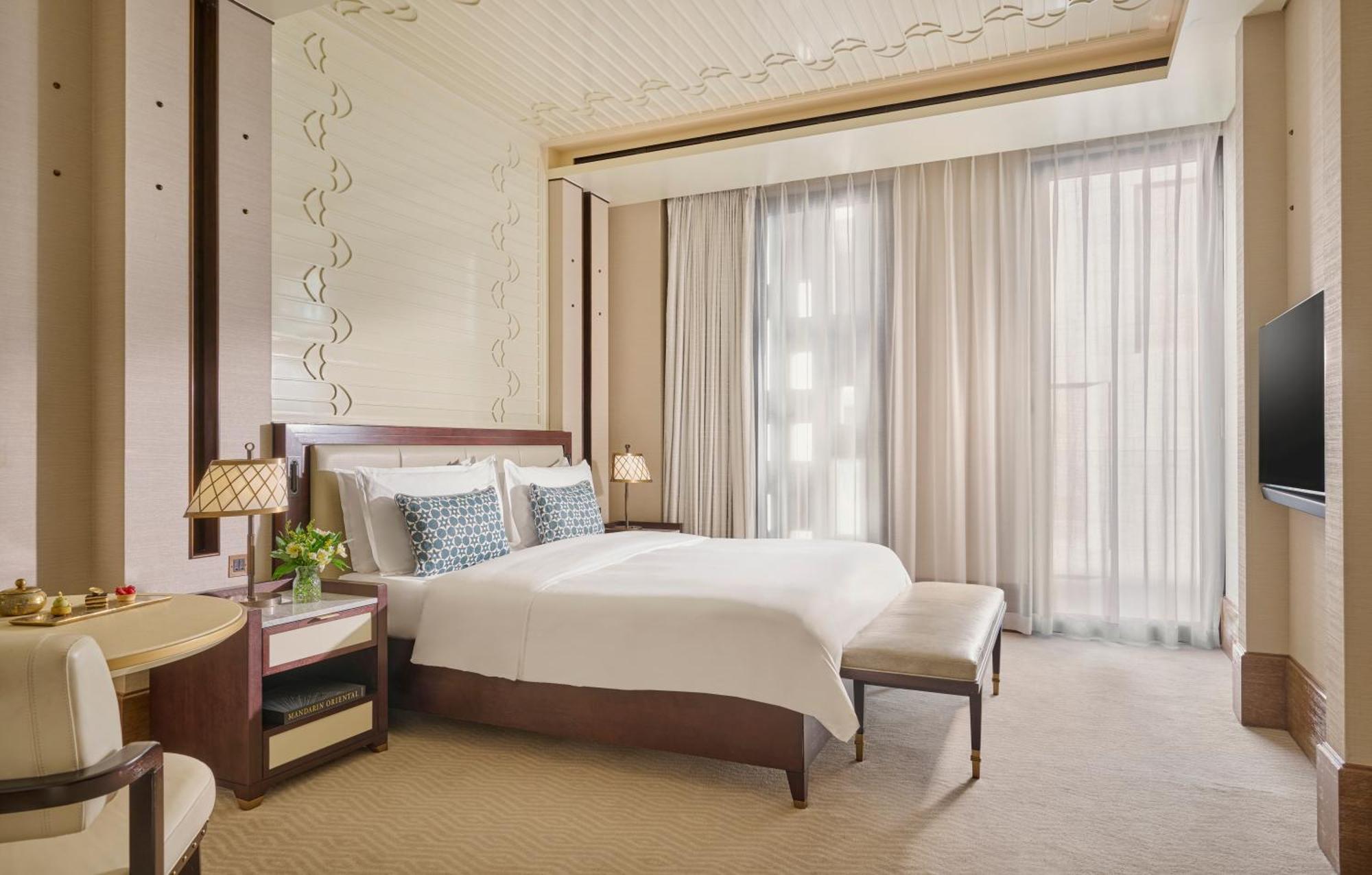 Отель Mandarin Oriental, Доха Экстерьер фото A bedroom at the hotel